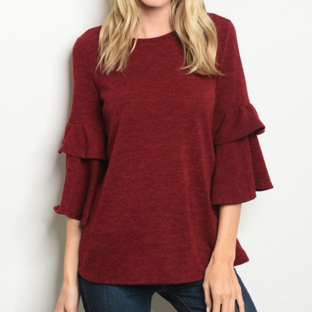 SALE! ruffled sleeve scoop neck knit tunic top.